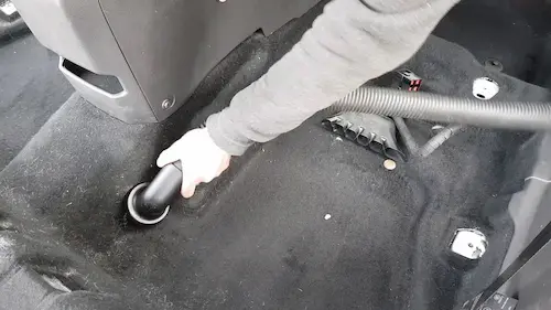 Curățare interior cu păr de animale