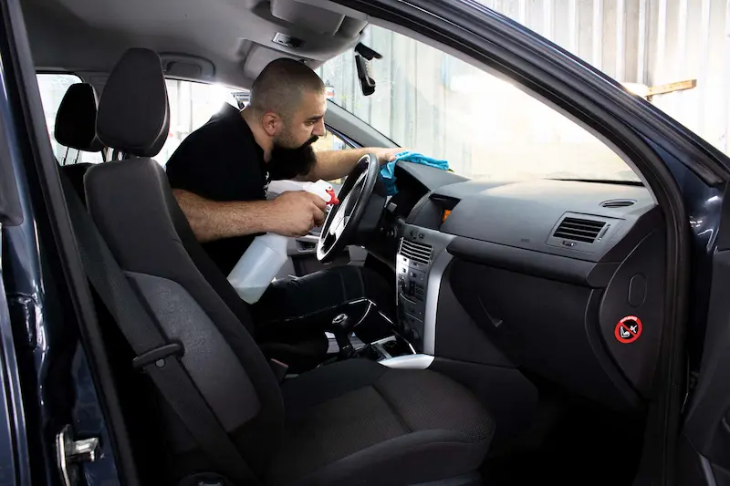 Decontaminare completă și polish de întreținere